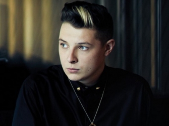 John Newman Launches 'Out of My Head'. See the new video of British artist - VIDEO