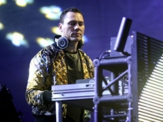 It is one of the greatest artists ever gotten behind the turntables. DJ Tiesto, DJ who writes history