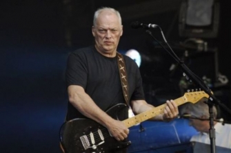 David Gilmour returns to Pompeii after 45 years