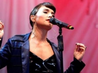 Jessie Ware has a new single called 'Share it All' - AUDIO