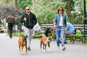 Jennifer Lopez dresses and looks like a kid. As the star show in jeans full of holes, 45 years