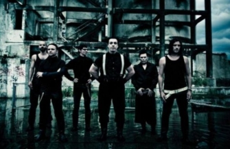 Rammstein is back with a new live clip excerpt from the DVD "Amerika" 