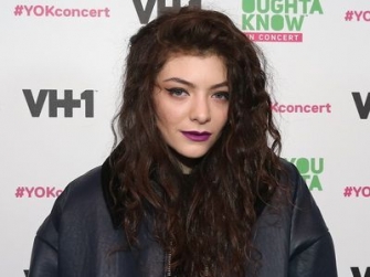 Lorde released the video for "Yellow Flicker Beat" - VIDEO